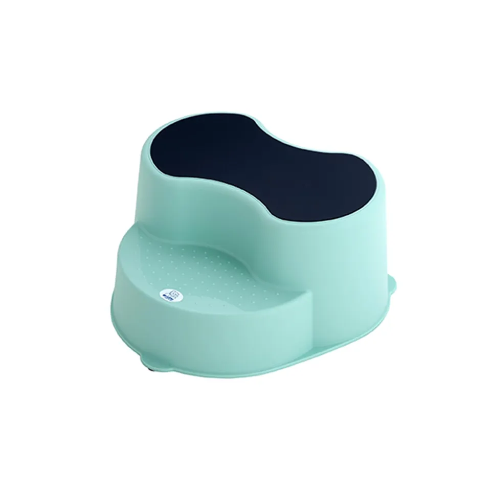 rotho-babydesign-top-kinderschemel-2-stufig-recycelt-antirutsch-gr-n image 1