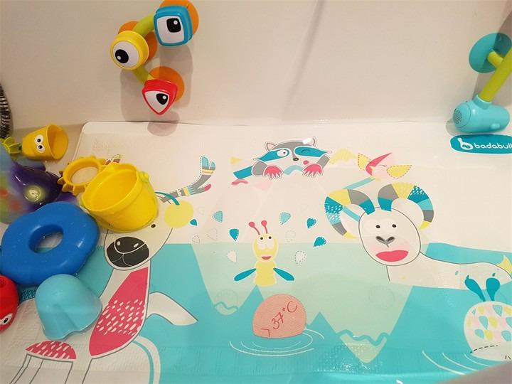 Passt auch in große Dusche