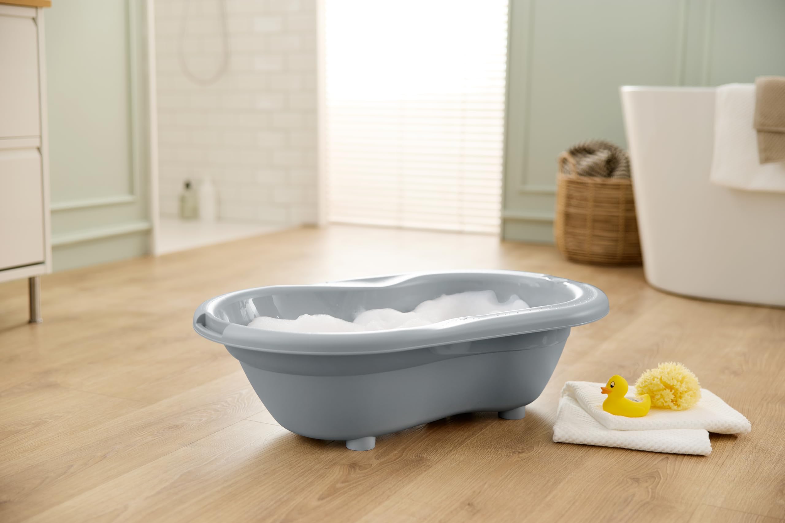 rotho-babydesign-top-badewanne-recycelt-grau-babybadewanne-mit-st-psel image 7