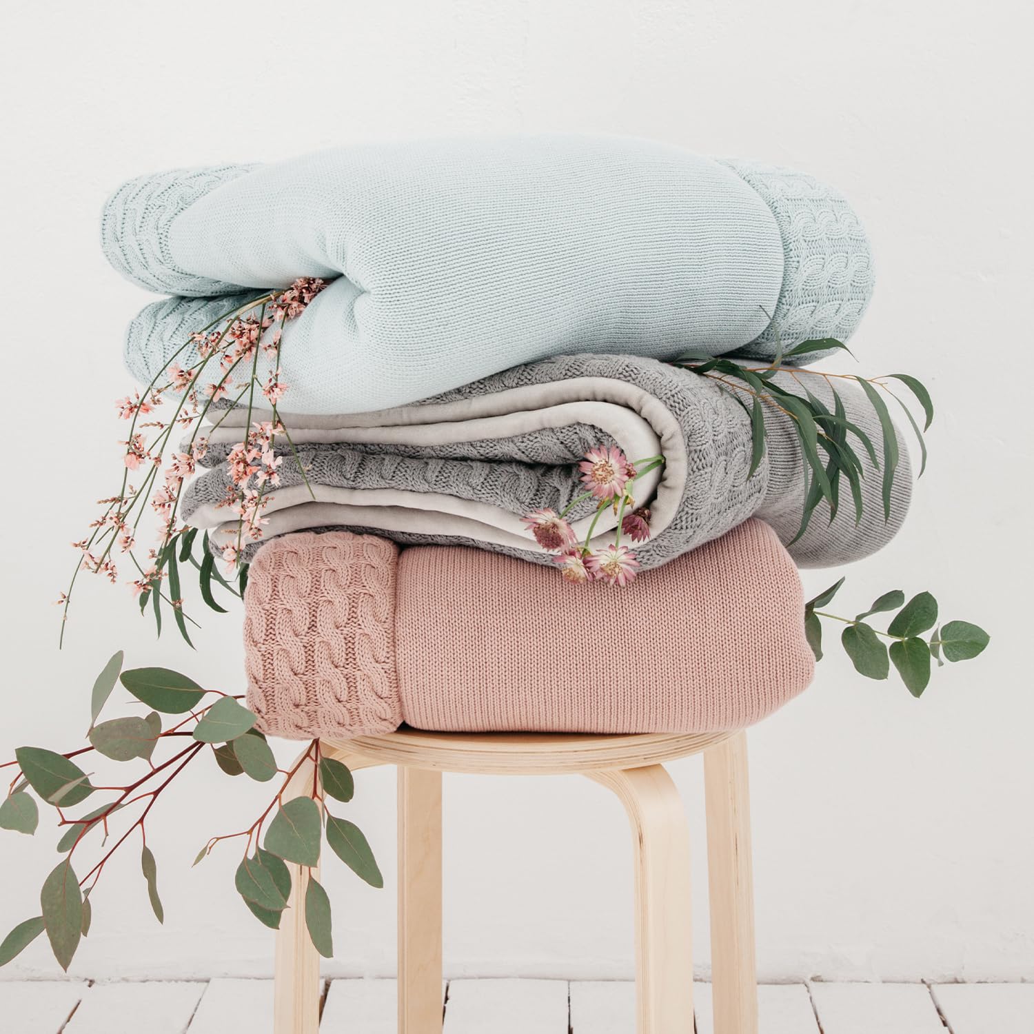 kindsgut-krabbeldecke-baby-baumwolle-hellblau-90x70-cm image 3
