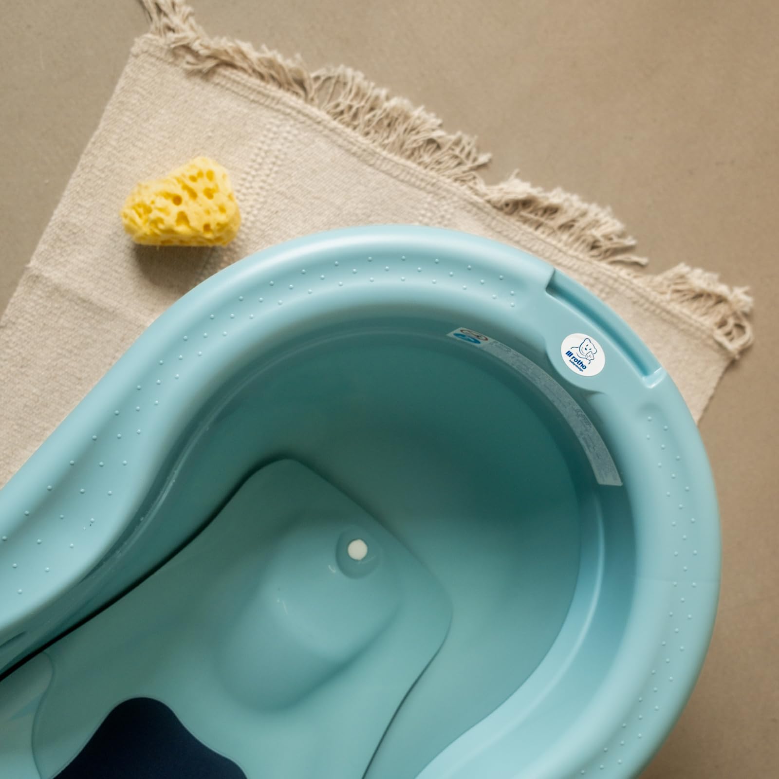 rotho-babydesign-top-badewanne-baby-aus-recyceltem-kunststoff-blau image 4