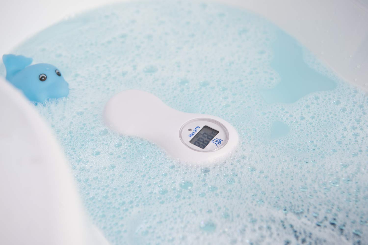 rotho-babydesign-digitales-badethermometer-mit-saugnapf-wei-12-5x5-8x2-5-cm image 4