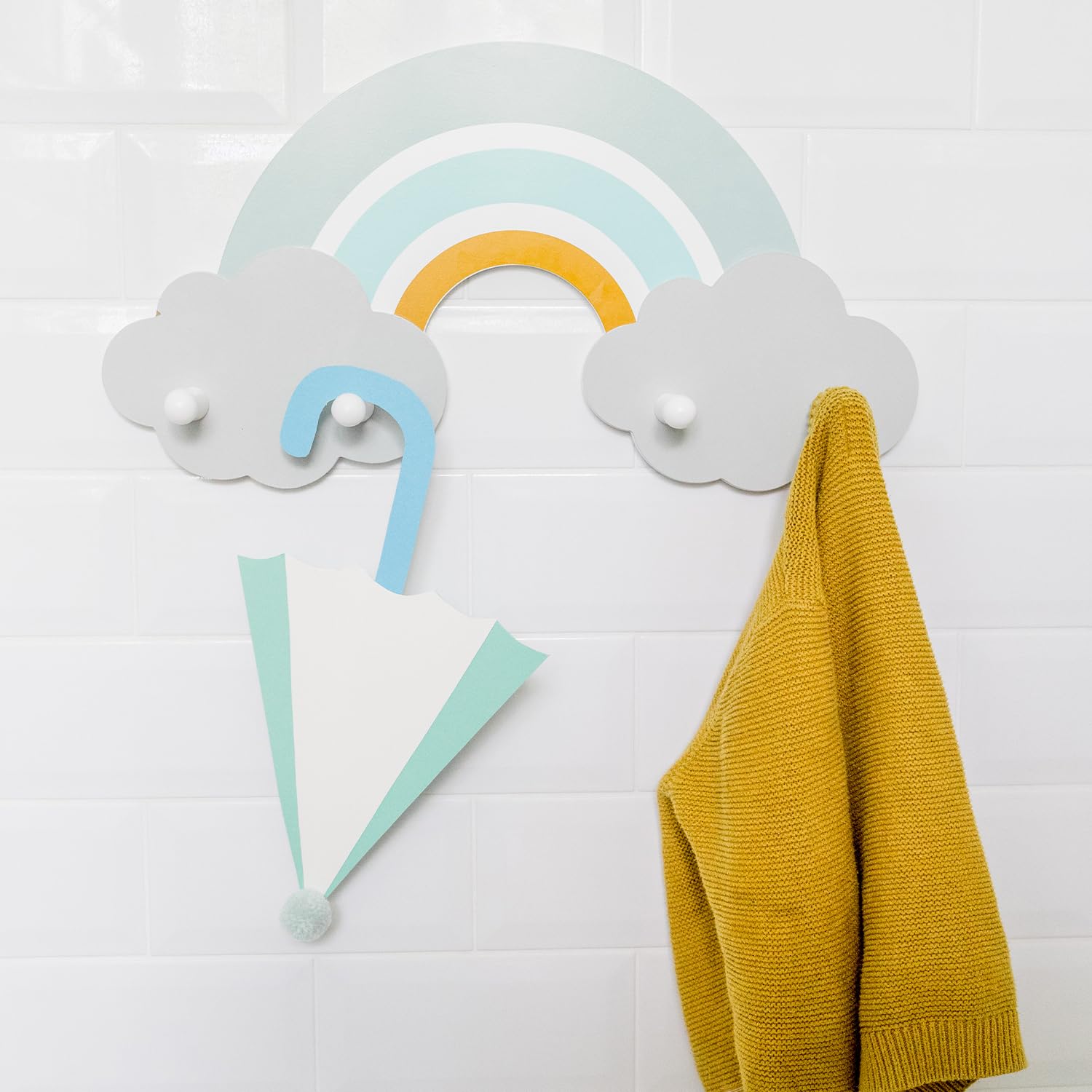 kindsgut-kindergarderobe-holz-regenbogen-finn-4-haken-wandgarderobe image 2