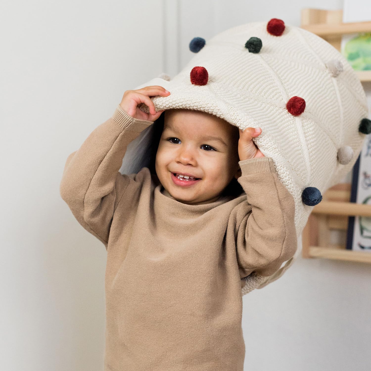 kindsgut-aufbewahrungskorb-kinder-baumwolle-mit-pompons-creme-30-x-30-x-35-cm image 4