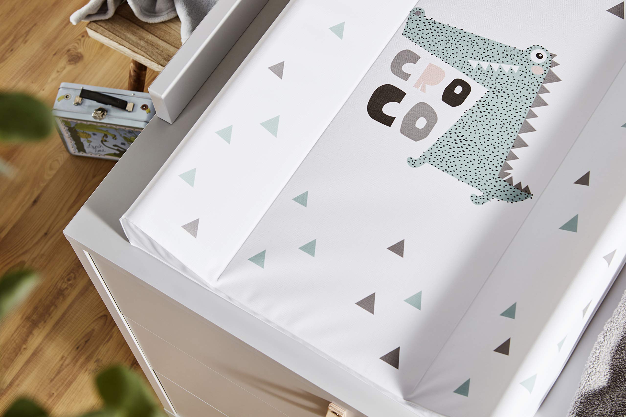 rotho-babydesign-keil-wickelauflage-cheeky-croco-70x50x10-cm-krokodil-motiv image 7