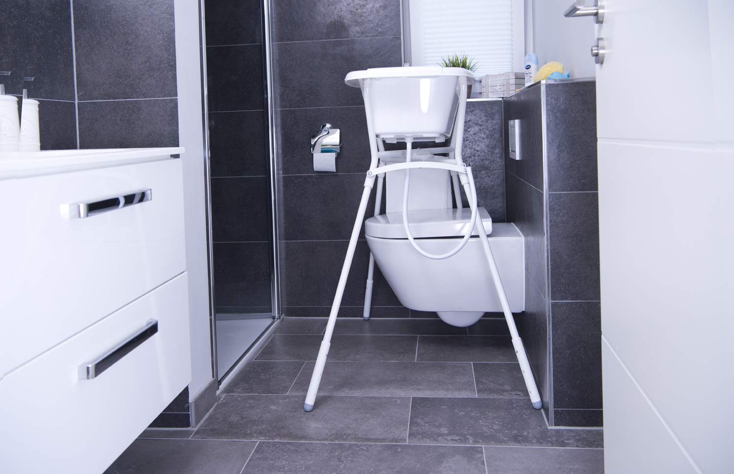 rotho-babydesign-bella-bambina-baby-badewanne-stone-grey image 5