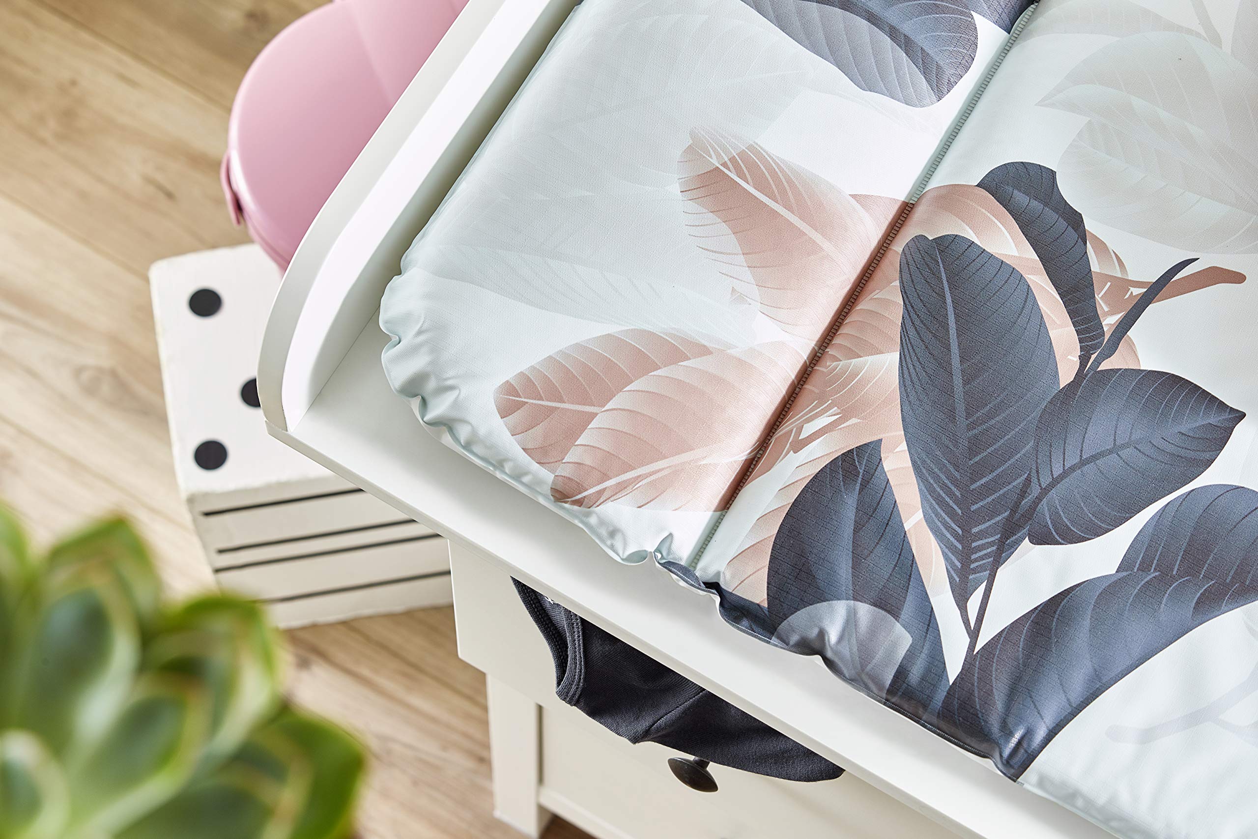 rotho-babydesign-stillkissen-set-multi-190-x-35-cm-mit-breiter-wickelauflage-85- image 6