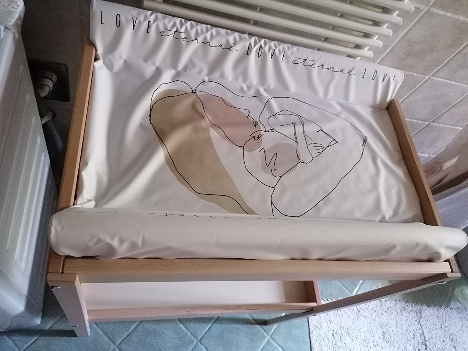 Perfekt für schmale Kommode