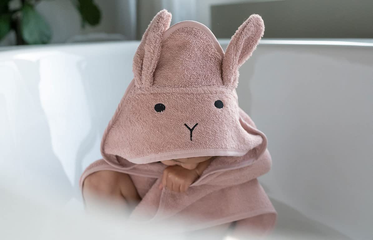kindsgut-kapuzenhandtuch-hase-rose-aus-100-baumwolle image 3